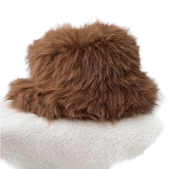 Free People Unreal Cocoa Ice Queen Faux Fur Bucket Hat OS NWT - Picture 3 of 7